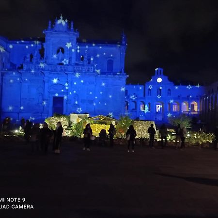レッチェI Balconi Sul Duomoアパートメント エクステリア 写真